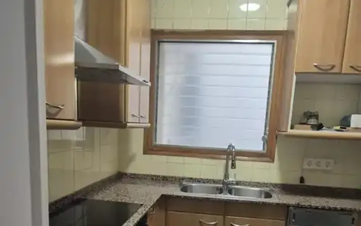 Piso en calle Carrer d'Hurtado 31 - Foto 4
