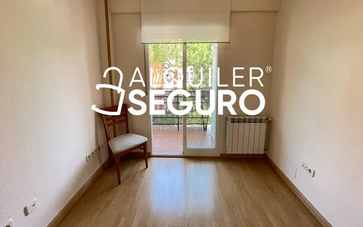 Piso en Calle del Parque de la Paloma, Zofío - Foto 41