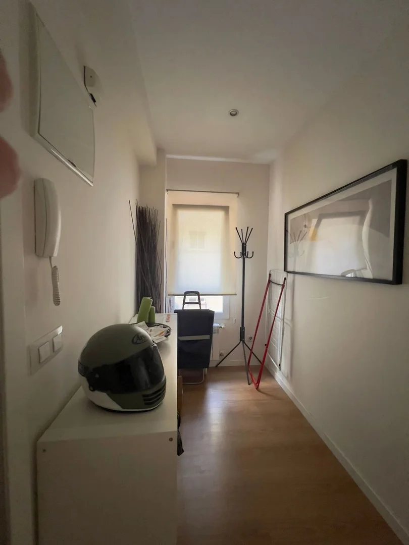 Piso en Barrio Argüelles - Foto 2