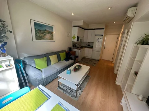 Piso en Barrio Guindalera - Foto 2