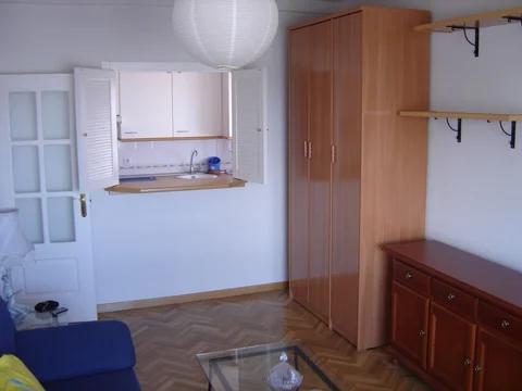 Piso en calle de Julián Camarillo, 59 - Foto 2