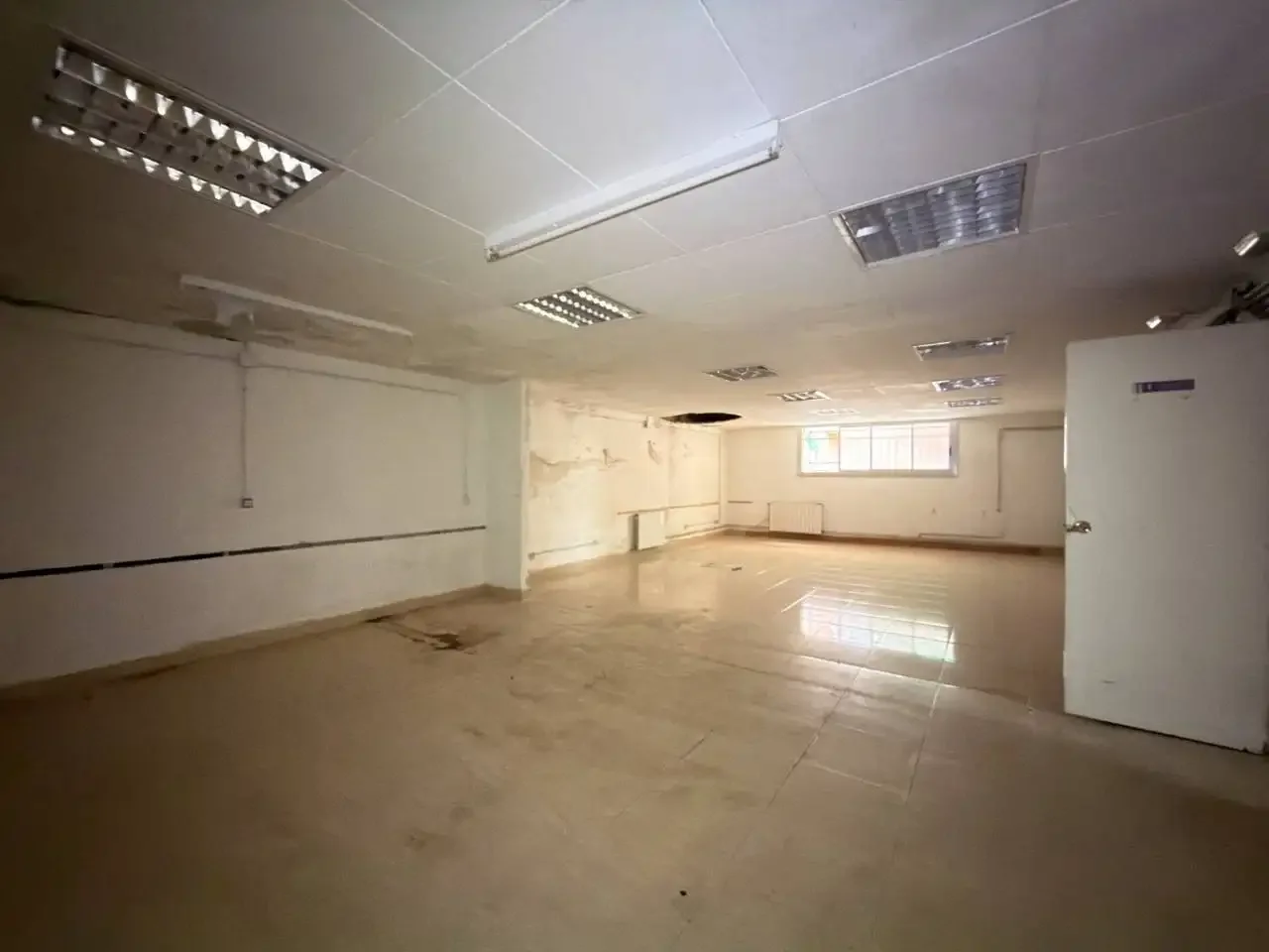 Local comercial en  Calle AGUDELLS 81 - Foto 11