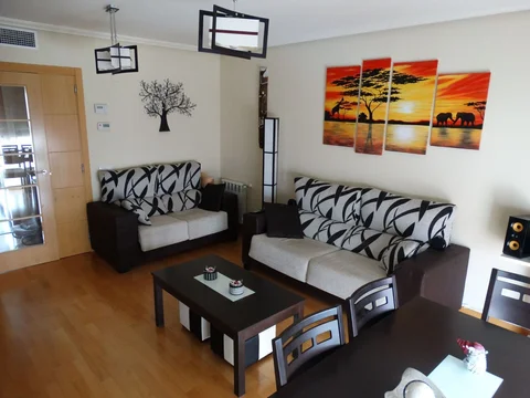 Piso en calle Clarinetes, 1 - Foto 1