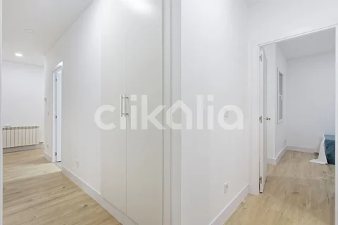 Piso en calle de Trafalgar - Foto 41