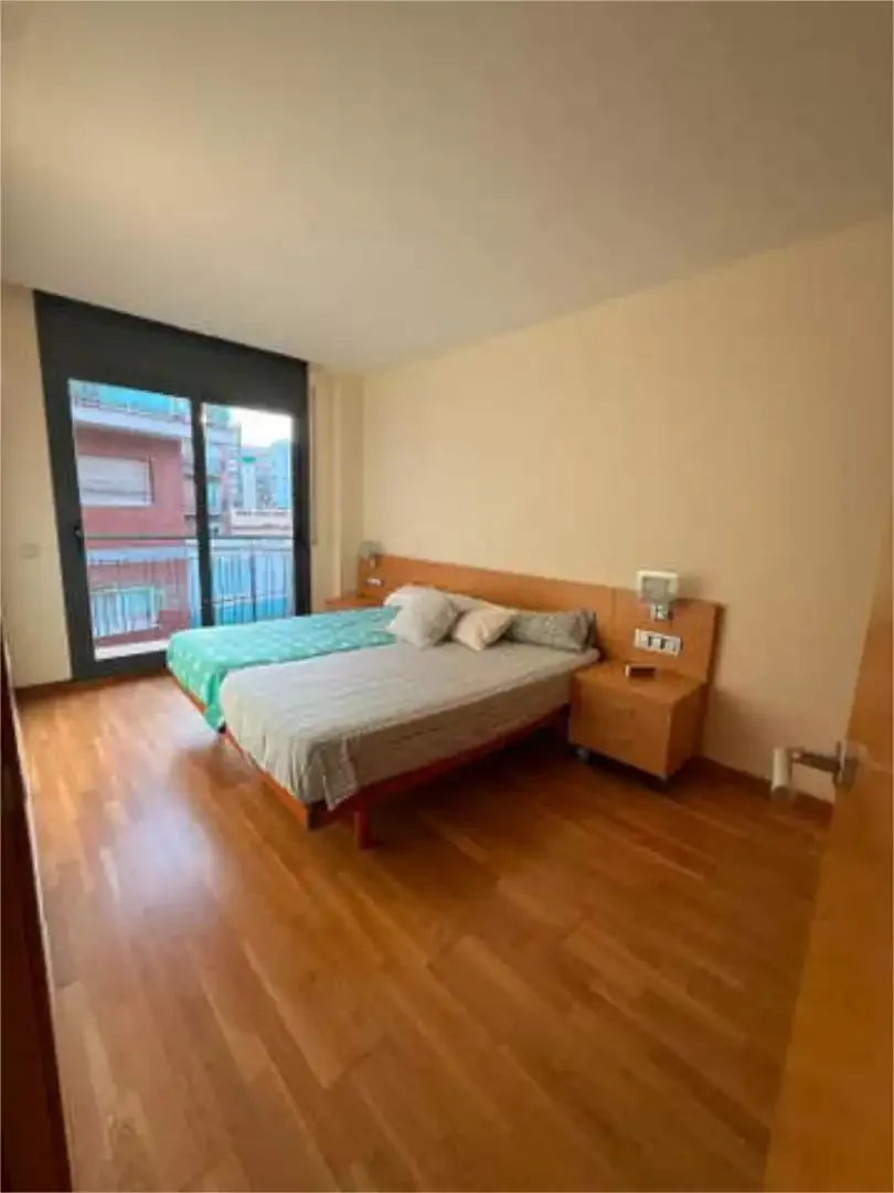 Piso en Sants - Foto 3