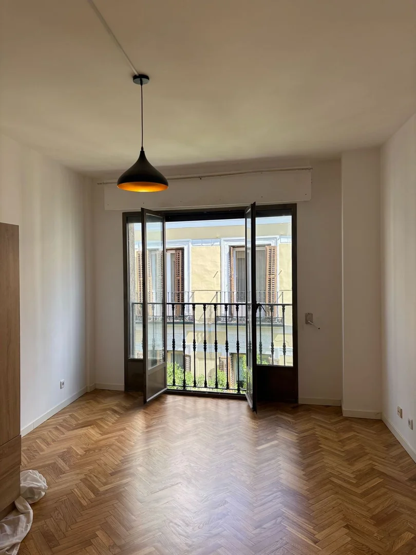 Estudio en calle de las Hileras, 9 - Foto 2