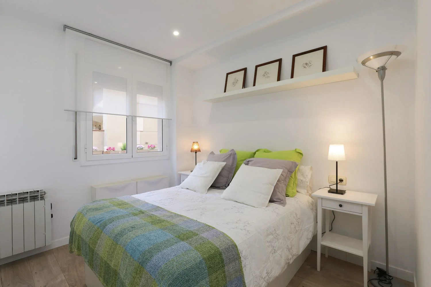 Piso en calle Santa Madrona, 1 - Foto 1