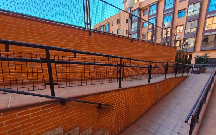 Piso en Calle de la Antracita - Foto 3