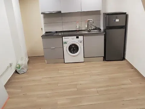 Estudio en calle d'Alpens, 31 - Foto 1