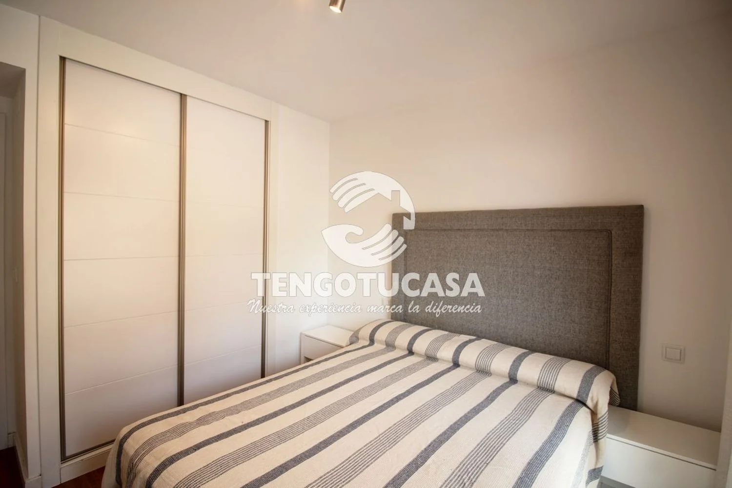 Piso en Calle de Ulises - Foto 15