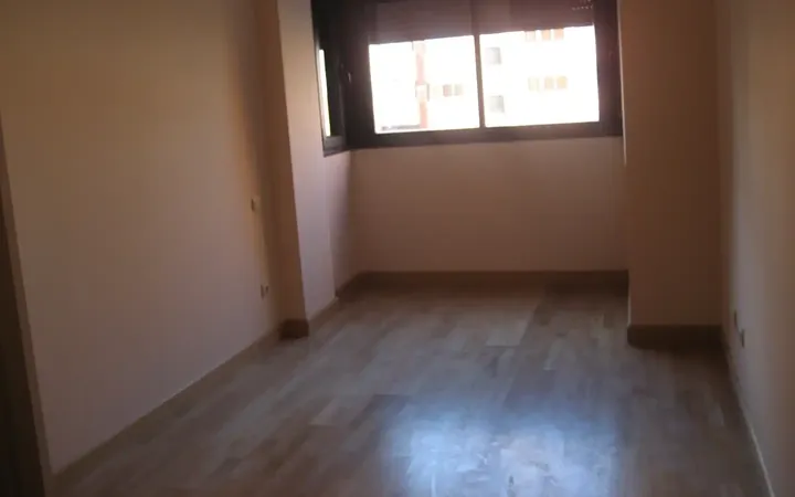 Piso en  Calle de Julián Camarillo 48 - Foto 8