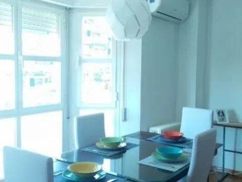 Piso en calle de Francisco Villaespesa, 12 - Foto 1