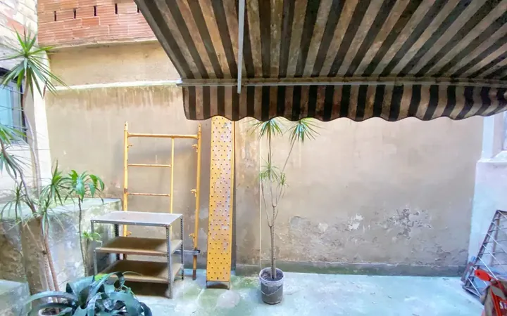 Local comercial en  Carrer de Blai 41 - Foto 5