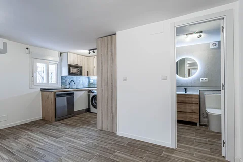 Piso en calle de Aguilar del Río, 9 - Foto 5