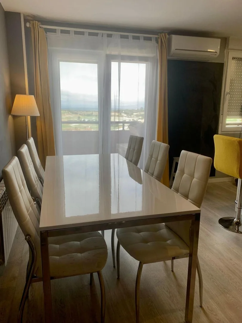 Piso en calle Alfonso Rodríguez Castelao, 21 - Foto 4