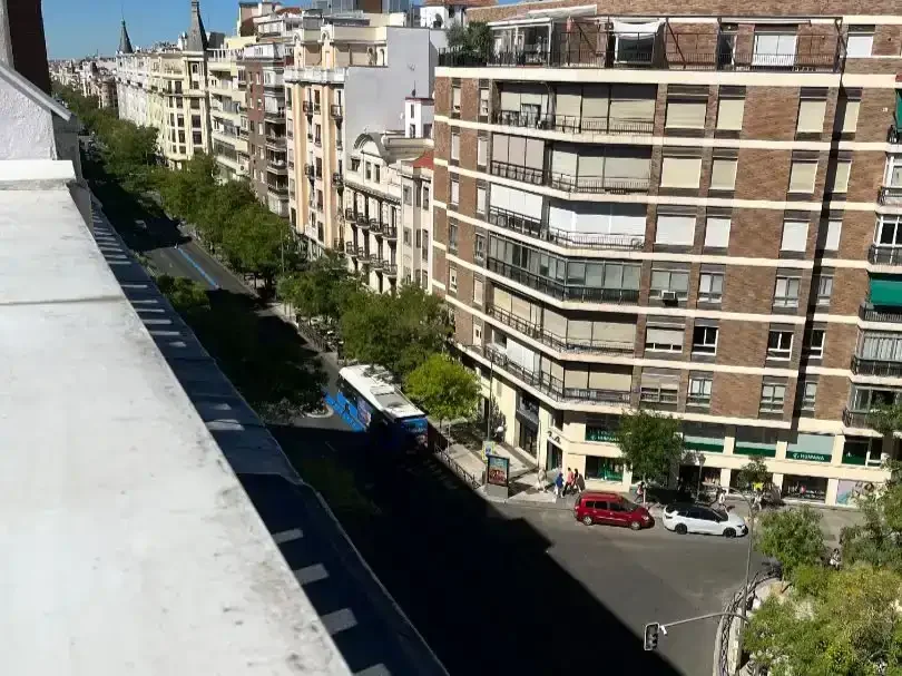 Piso en  Calle Alcalá 120 - Foto 2