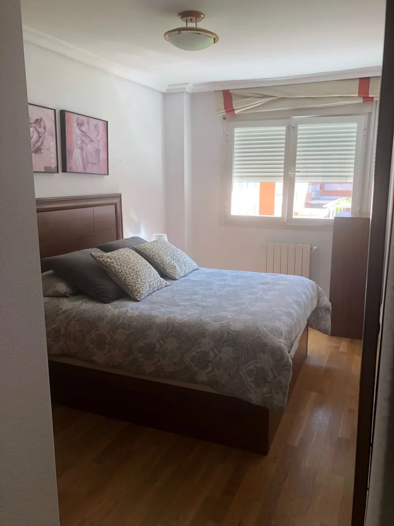 Piso en avenida de Santo Domingo de la Calzada, 17 - Foto 5