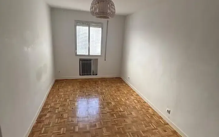 Piso en  Calle de la Virgen del Coro - Foto 3