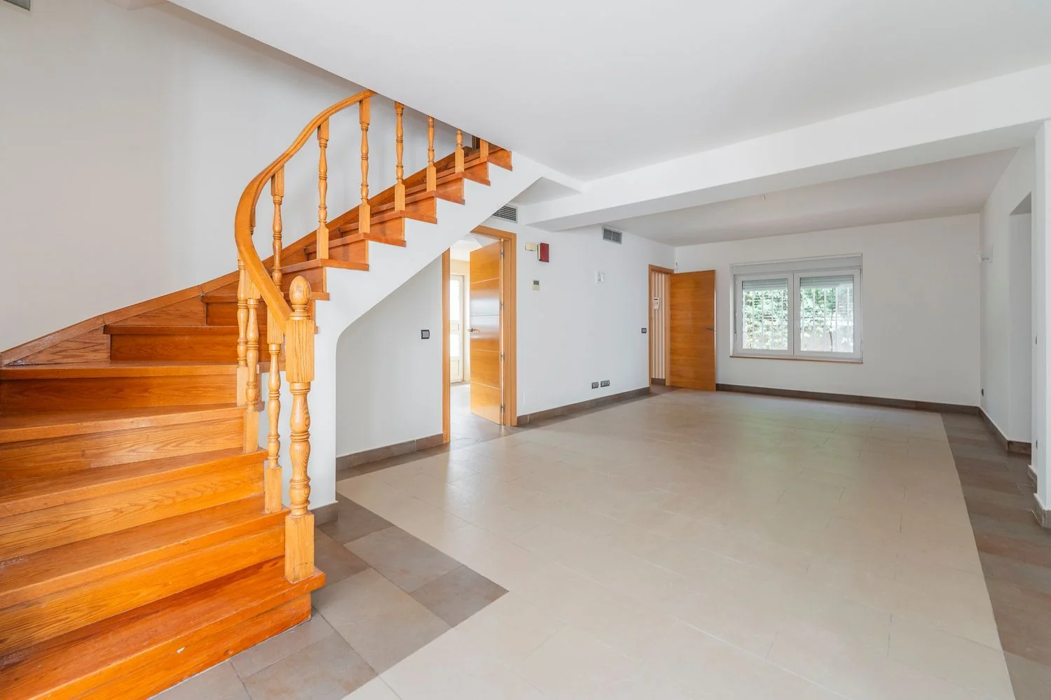 Chalet adosado en Avenida de San Luis, Apóstol Santiago - Foto 17