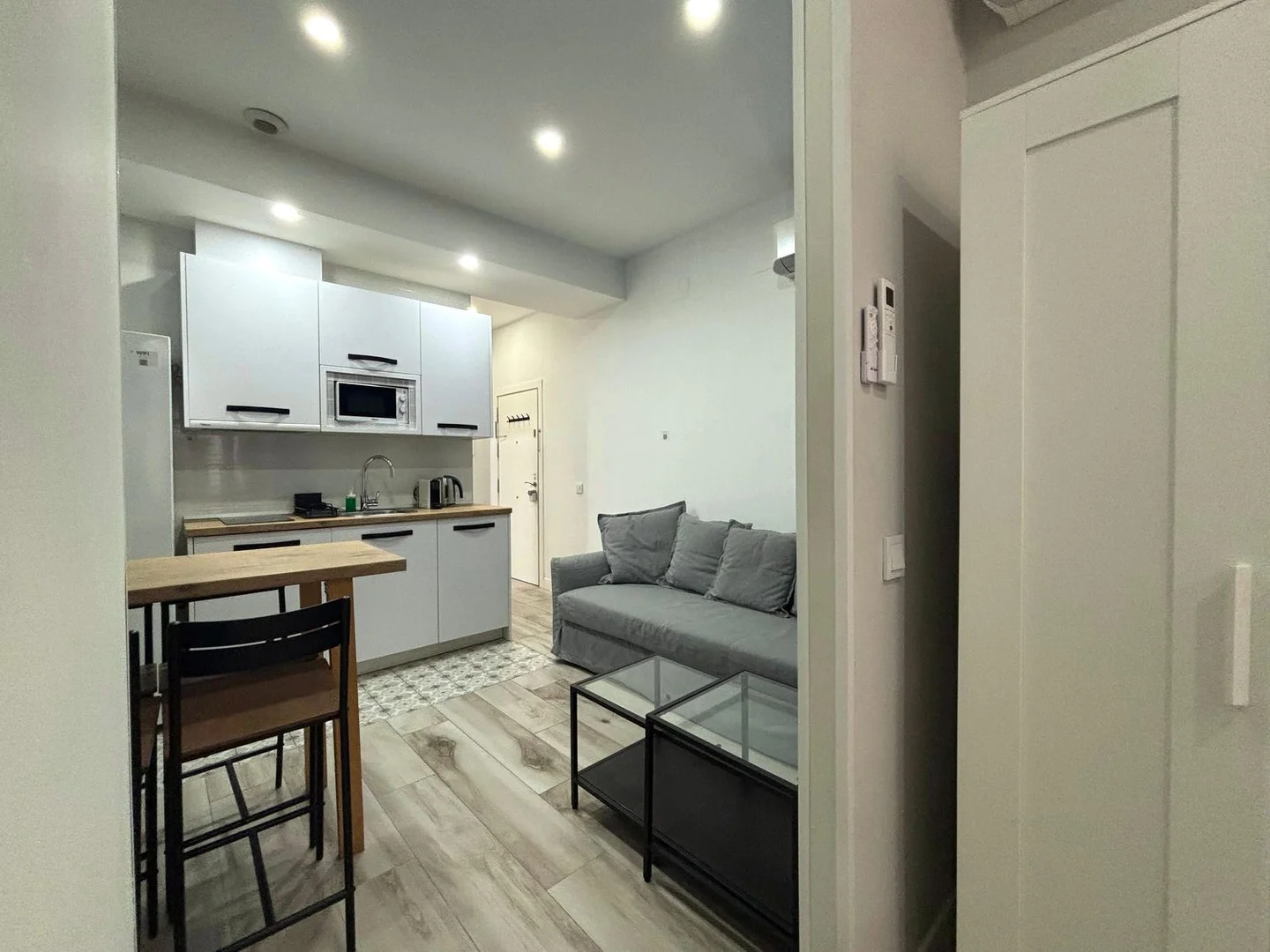 Estudio en calle de Concepción Jerónima, 33 - Foto 2