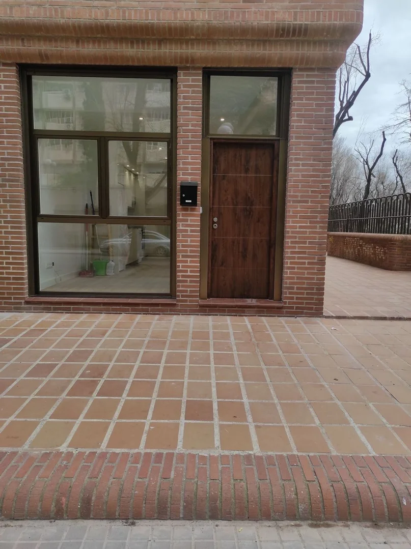 Piso en calle de Juan Esplandiú, 6