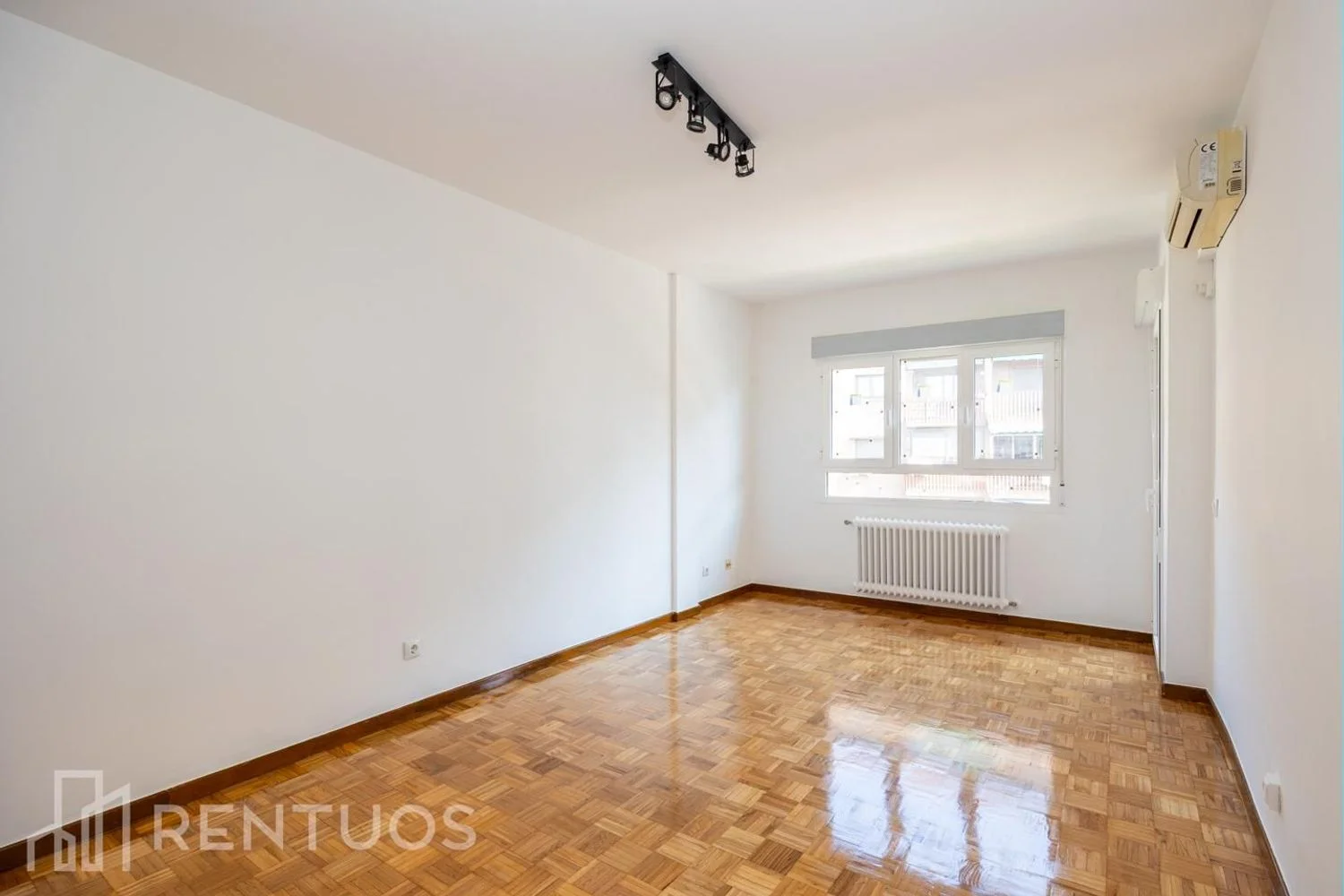 Piso en calle de Téllez - Foto 2