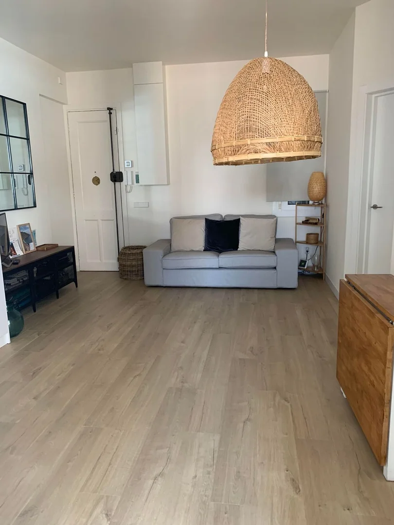 Piso en calle del Torrent de Perales, 41 - Foto 2