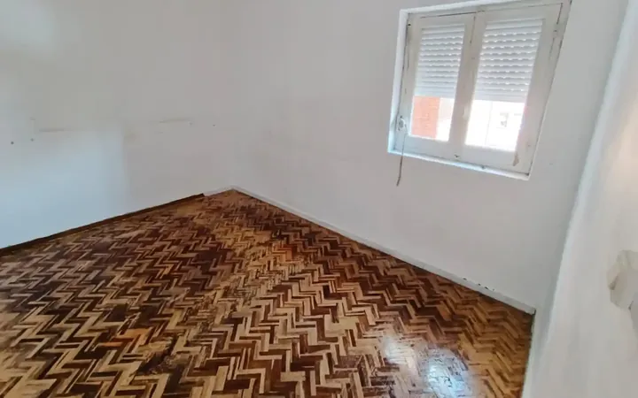 Piso en   C/ Calahorra - Foto 8