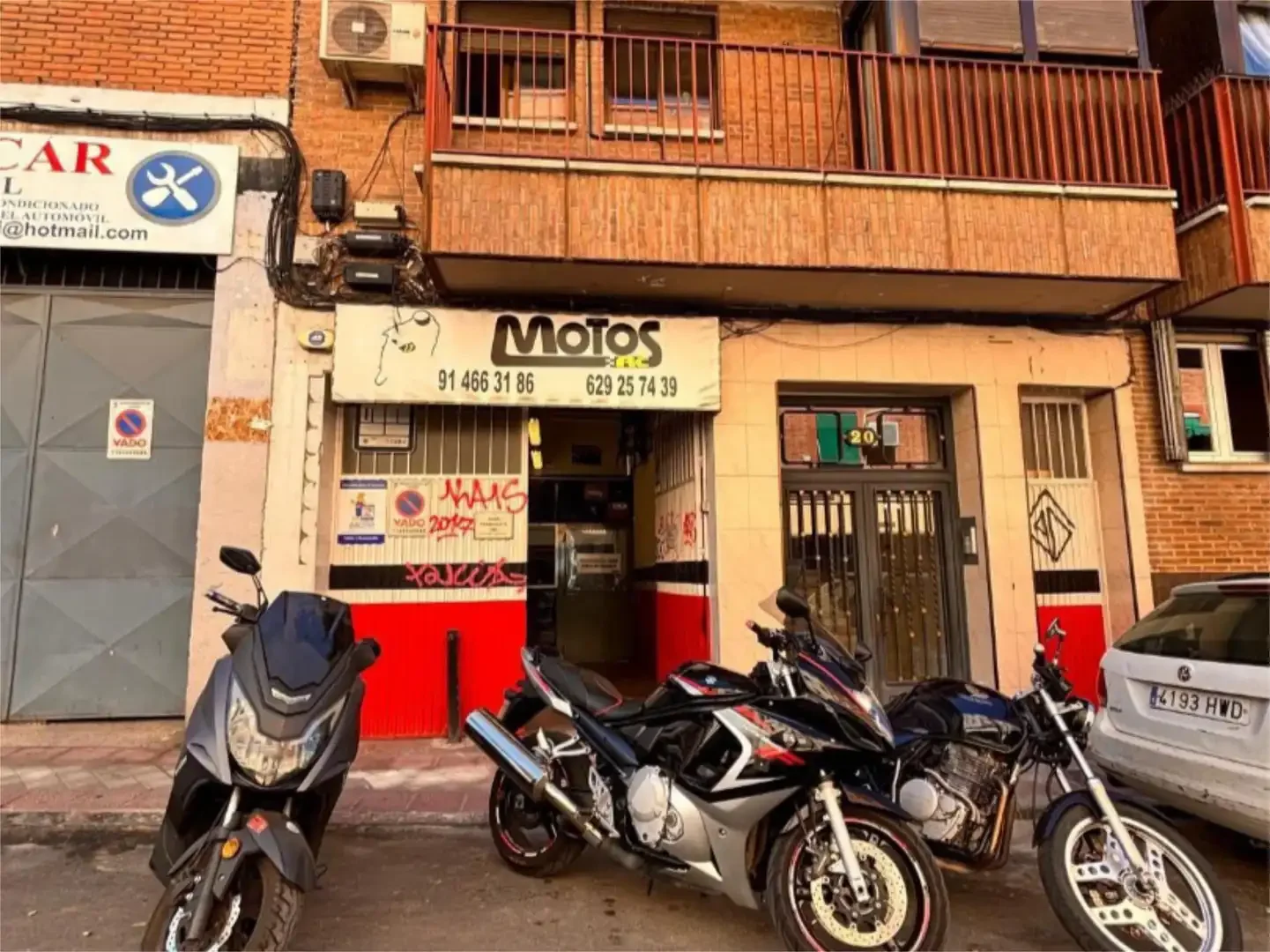 Nave Industrial en  Calle de Alejandro Morán 20 - Foto 1