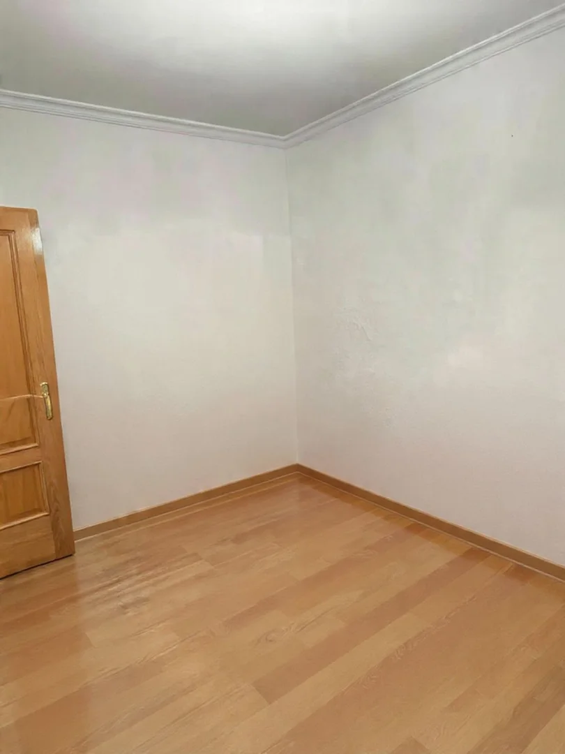 Piso en Barrio Huertas-Cortes - Foto 12