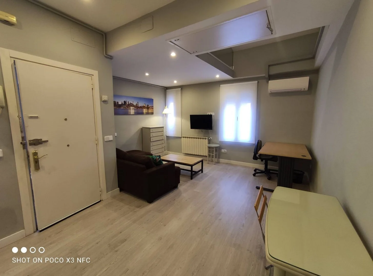 Piso en calle de Lazaga, 23