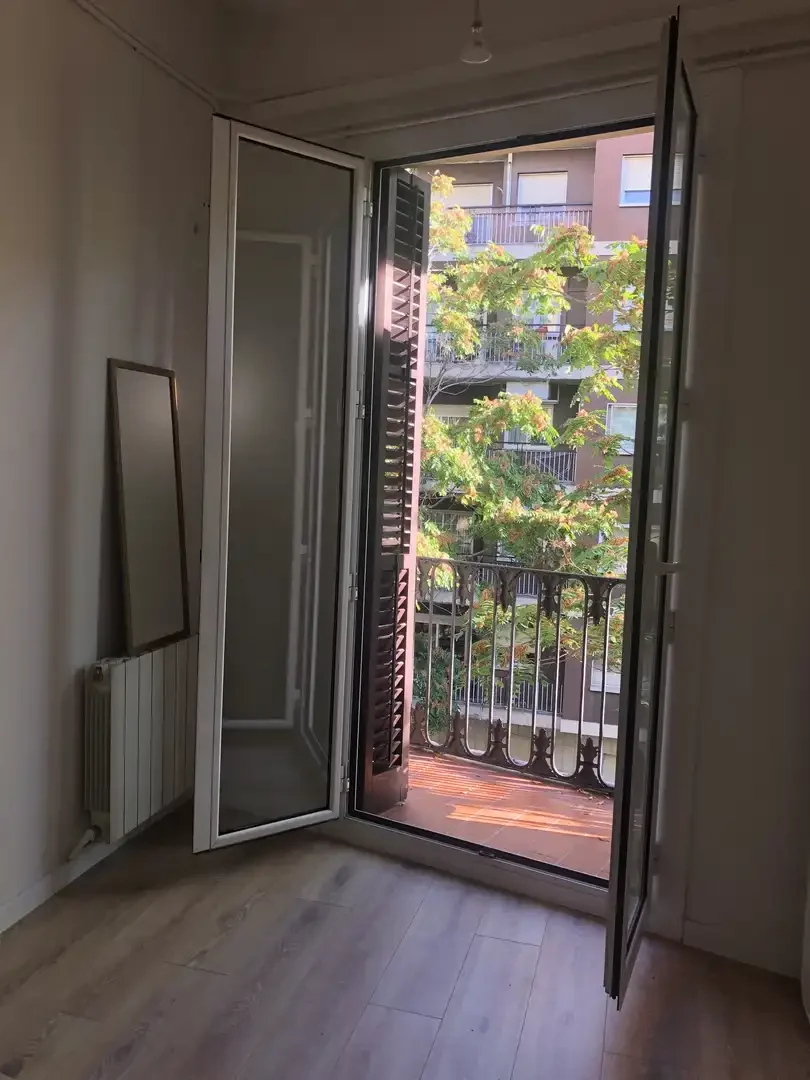 Piso en  Carrer de Nàpols 185 - Foto 6