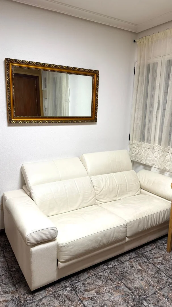 Piso en calle de Oviedo, 26 - Foto 4