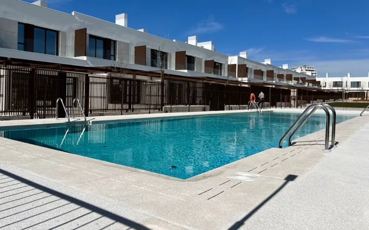 Chalet adosado en Calle Luis Ocaña, 21, El Cañaveral - Foto 1