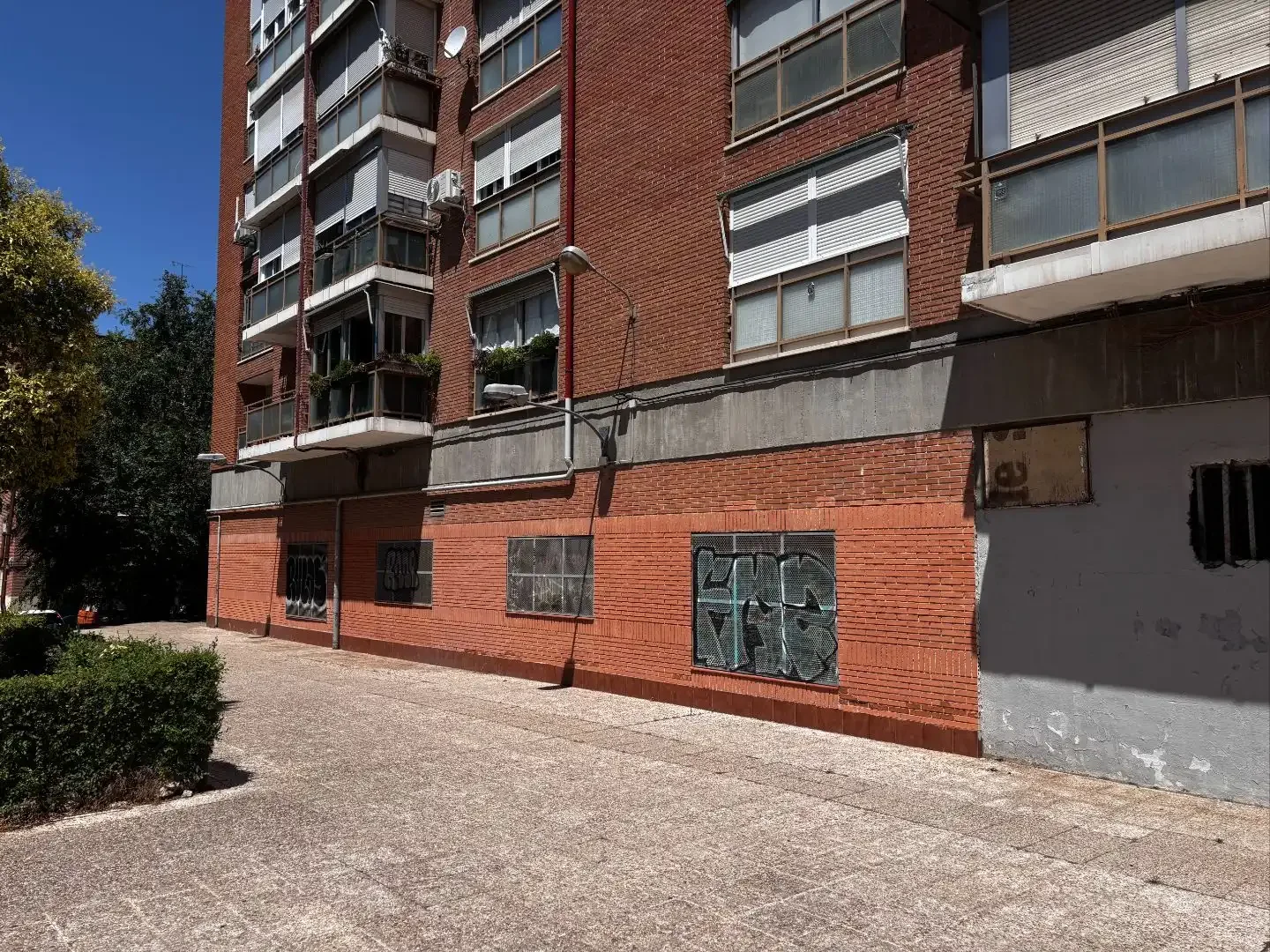 Local comercial en  Calle Virgen de las Viñas 17 - Foto 2