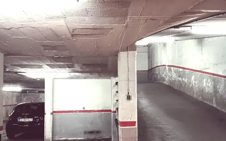 Garaje en  Carrer de Martí 52 - Foto 1