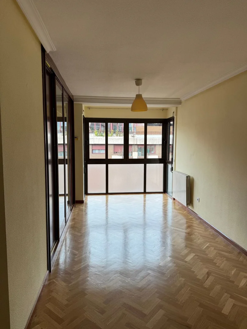 Piso en calle de Peñas del Arcipreste, 19 - Foto 2