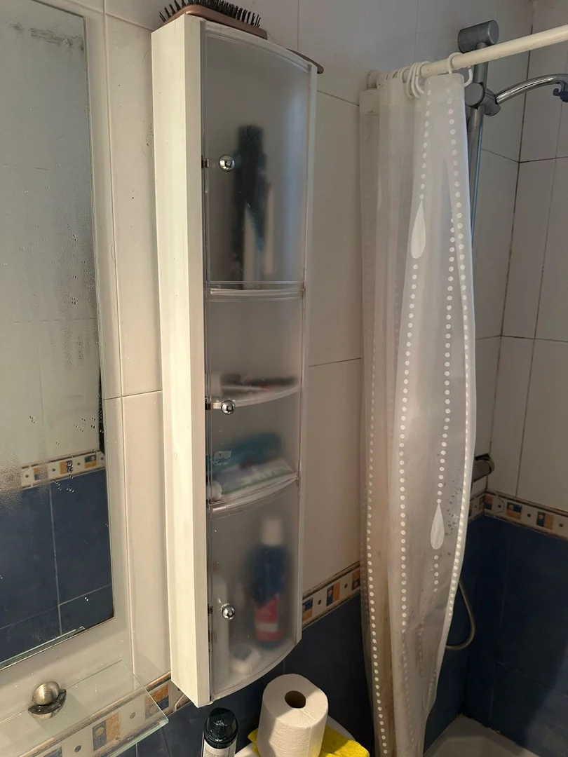 Piso en calle de María de Guzmán, 42 - Foto 4